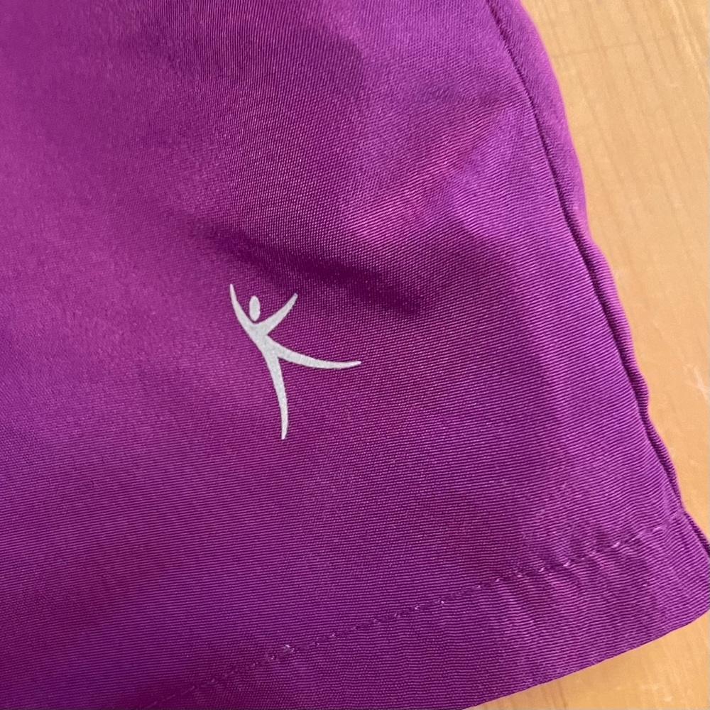 Danskin Now Athletic Shorts EUC - Picture 2 of 4